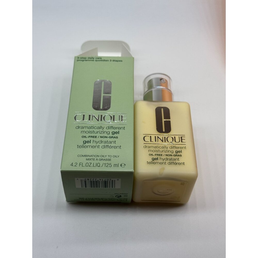 CLINIQUE Dramatically Different Moisturizing Gel 4.2 fl